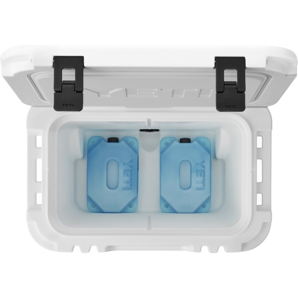 2026 YETI Roadie 32 Wheeled Cool Box 70000002247 - White
